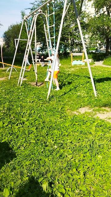 На стадион