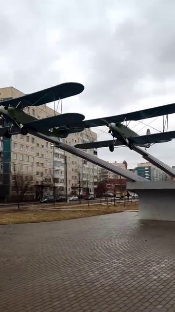 их 8 нас двое