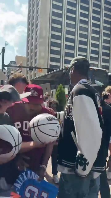 SGA always makes time for the fans