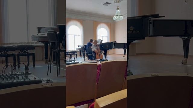 Гейченко Натан. ССМК, г. Уфа (1 класс)
А. Вивальди - концерт для виолончели, До мажор, часть 1