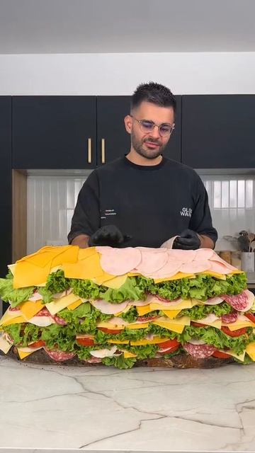 100 слоев сэндвича