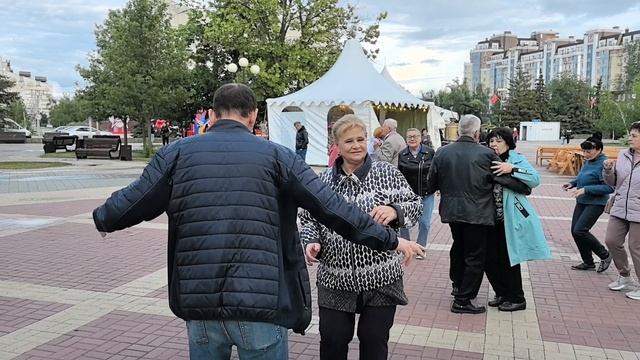 Дискотека начинается... 20.06.25...