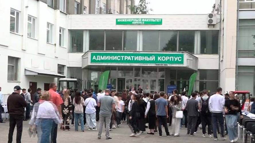 В ГГАУ состоялась ярмарка вакансий агропромышленного комплекса