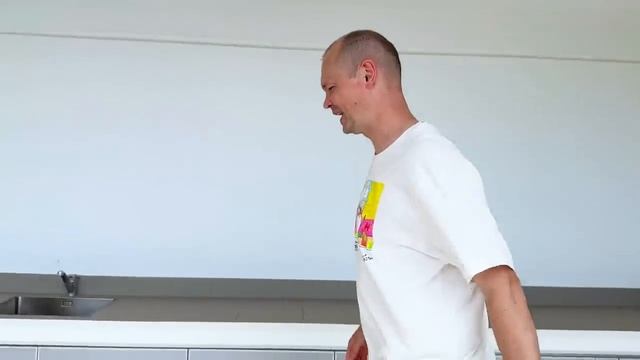 Мисс Кэйти и Мистер Макс (Miss Katy) Прятки в супер вилле Мадейра