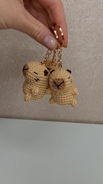 Капибара Вязаный Брелок