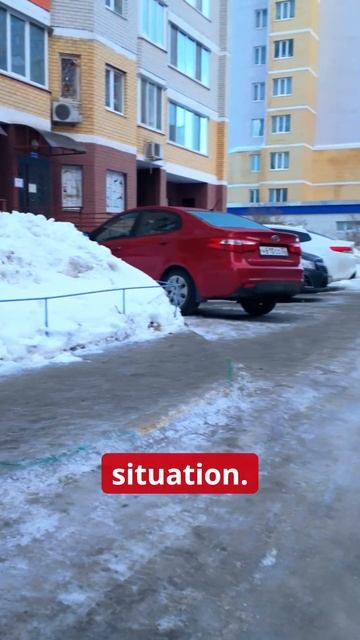 A typical courtyard in Bryansk: a disaster under the windows! Ice and irresponsible public utilities