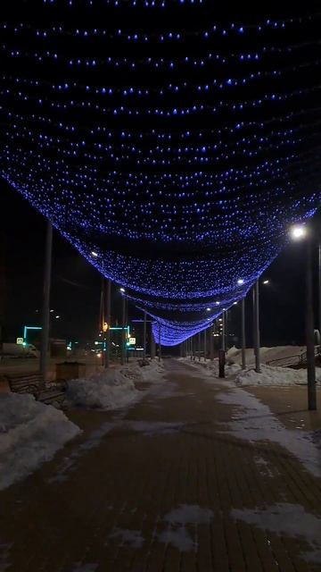 Троицкая площадь вечером