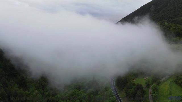Это видео - как путешествие в другой мир! - Sacred Mountain -- Ayla Nereo -- Beheld