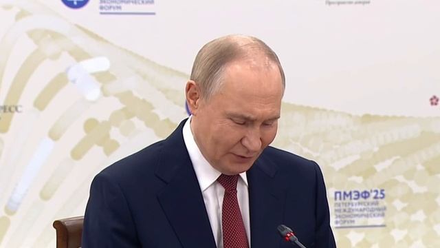 ⚡️Путин встретился с вице-премьером Госсовета КНР Дин Сюэсяном.