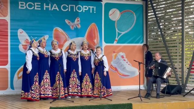 На Осеннем бульваре в Крылатском сегодня прошел очередной концерт в рамках проекта «Лето в городе»