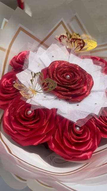 Атласные розы 🌹