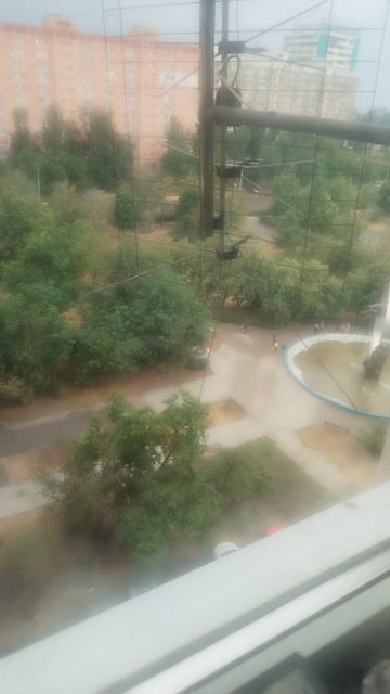 У нас в Волгодонске закончился дожьть днем