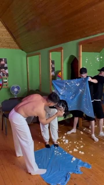 Торт в наздрях у блогерши