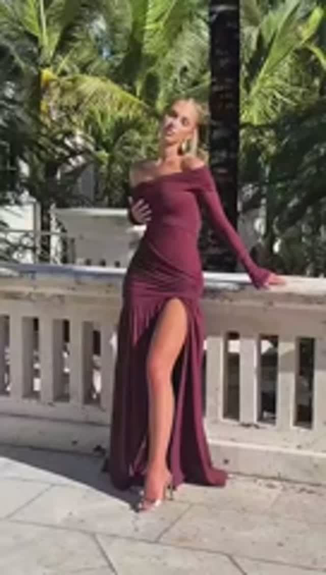The Perfect🥀 Our ETTAlIE Maxi Dress In Marron💜 #fashion #model #beauty #style #outfit #shorts