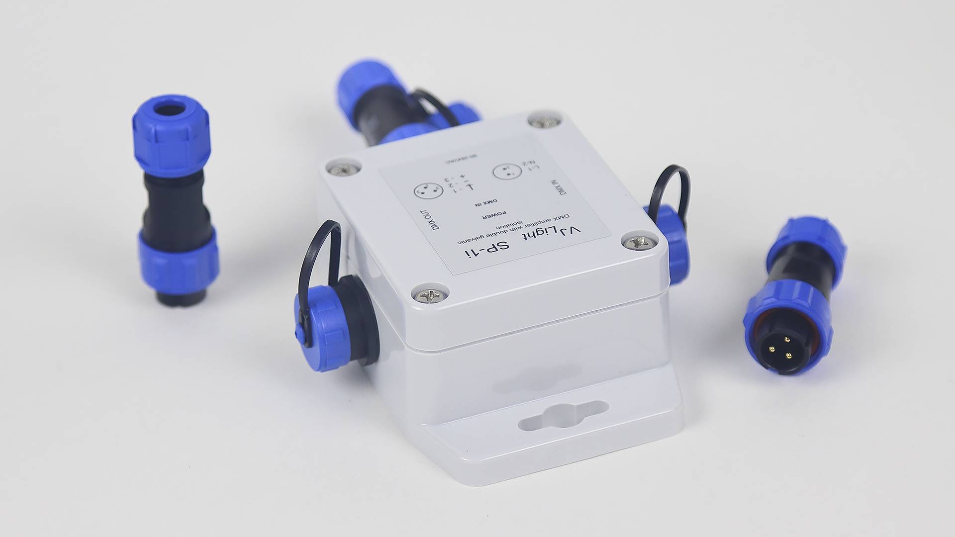 "VJLight SP-1i" - IP68 (IP67) усилитель DMX сигнала с двойной гальванической развязкой.