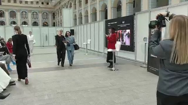 36.04 Юля посетила фешен мода в Москве ❤️ делаем бизнес на ВБ