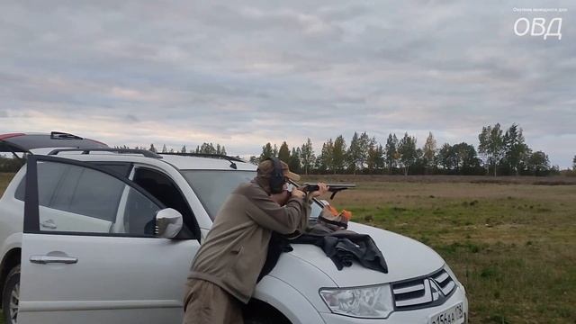 Безопасно ли стоять голой попой к дробовому выстрелу на расстоянии 100 метров?