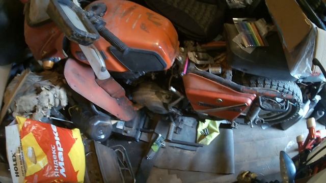 Benelli 600 (bj600gs) демонтаж колес для балансировки
