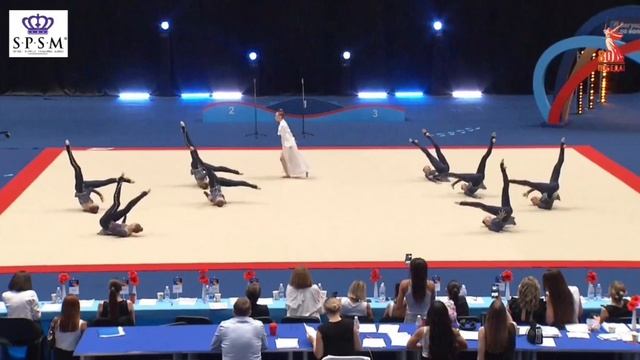 Команда "Небеса" с показательным выступлением (открытие соревнований "Бегущая по волнам"-2025)