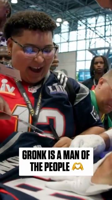 What a guy ✍️