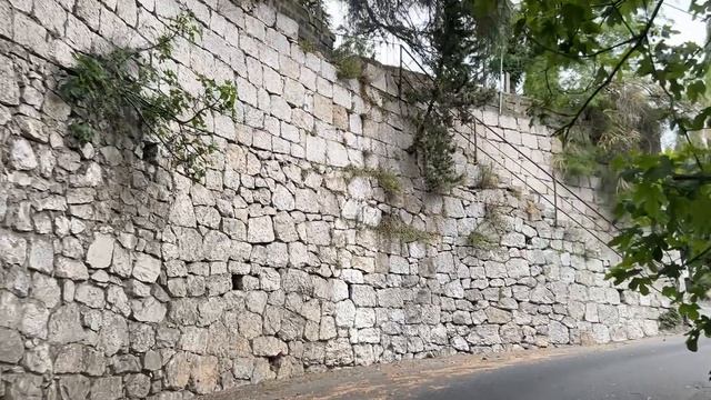 Ялта. Вокруг Собора св.А.Невского. С Садовой на Войкова, Л.Украинки ул. 15.06.25. Крым. Crimea.Yalta