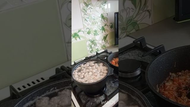 Супчик из щавеля и фрикаделек.