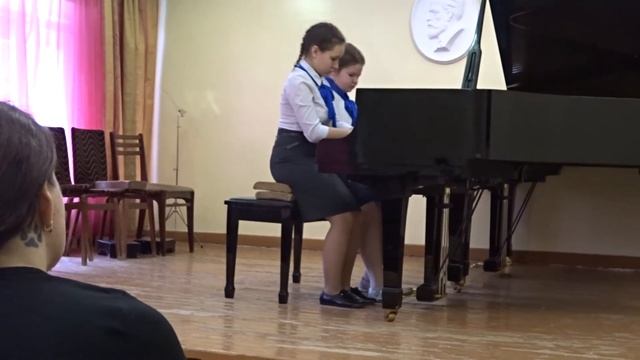Беркович Романс. Исполняют Байдуганова Вика, Ситулина Настя