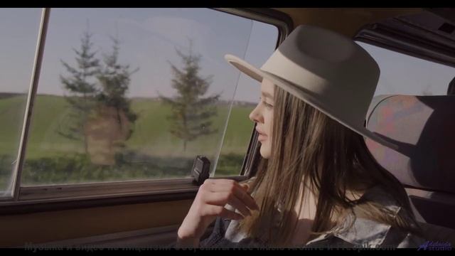 Лес, грязь под колёсами и ритм, который не даёт остановиться! - Four -- Les Hayden -- Home