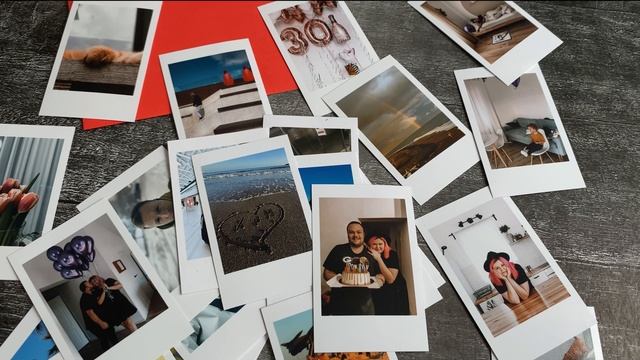 Фотокарточки в стиле Instax