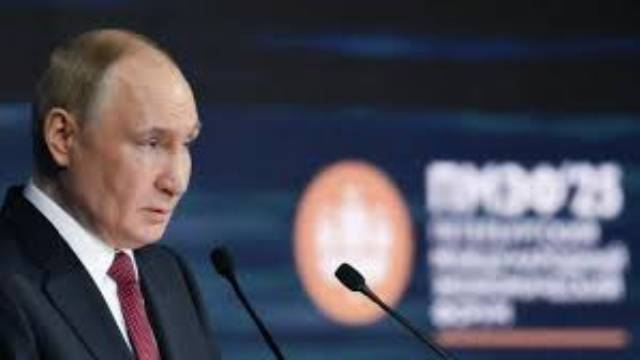 Речь Путина на ПМЭФ вывела польскую прессу из себя