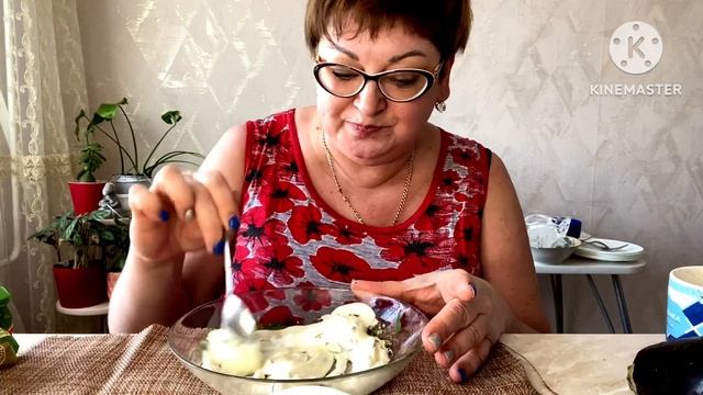 Как я салат и баклажаны готовила 😉/Запеченые баклажаны и закуска из сыра и чеснока