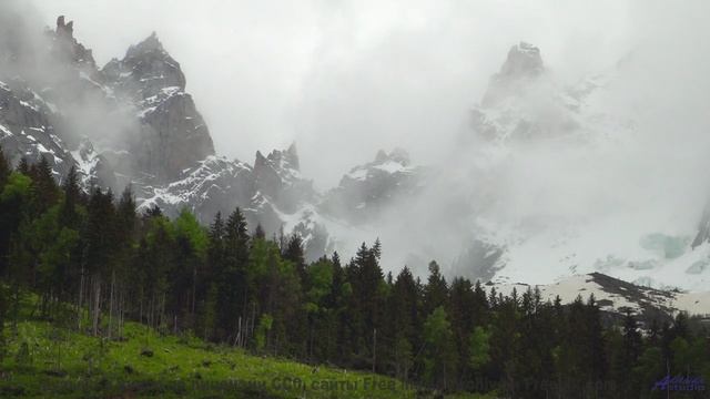 Мелодия льётся по венам так же легко, как ветер - Track 07 -- Berbere Superstar -- The Best Things A