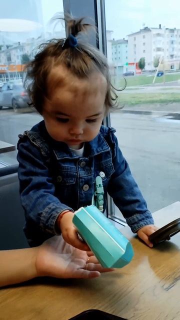VID_44090426_055256_676.mp4
