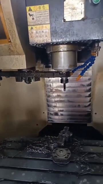 CNC полуавтоматическая смена инструмента