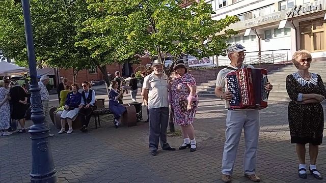 VID_20250621_ Атмосфера на Советской в Бресте