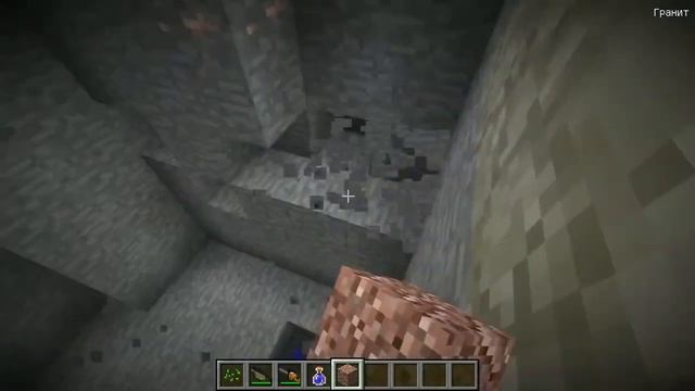 МАЙНКРАФТ НО Я СПРЯТАЛСЯ ПОД КРОВАТЬЮ ОТ ВЕЛИКАЯ МАТЬ МЕГАФОН SCP MINECRAFT ТРОЛЛИНГ ИСПЫТАНИЯ