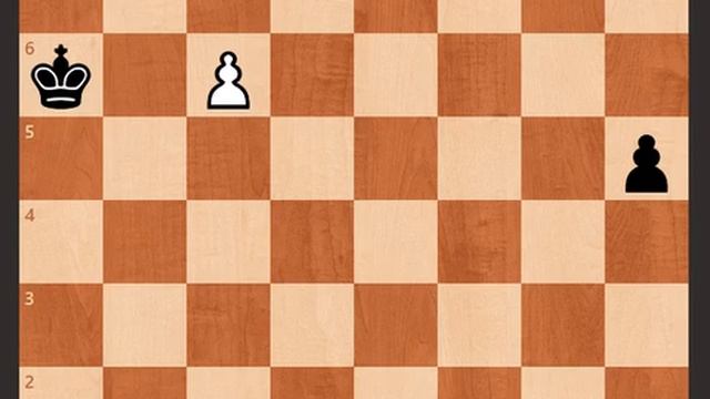 Покажу, как спастись в шахматном окончании, когда белый король не догоняет черную пешку