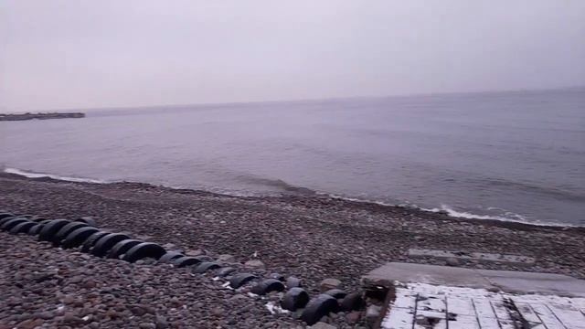 Балтийское море после шторма. 06.12.2023.