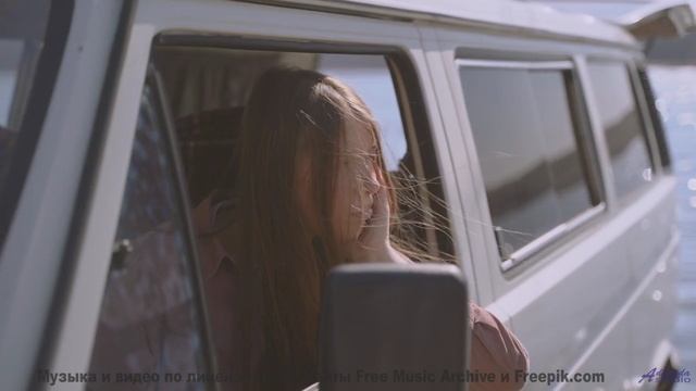 Земля звучит лучше любой симфонии в этом ролике - Ode to a Dandelion -- Glad Rags -- Wonder Under