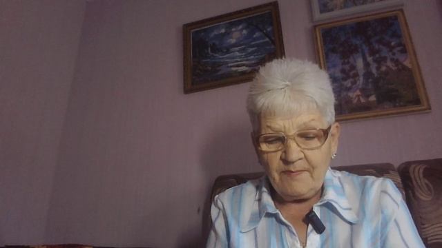 Ну что, продюсер работает теперь кладовщицей? Вот такие ученые у тети Моти дети