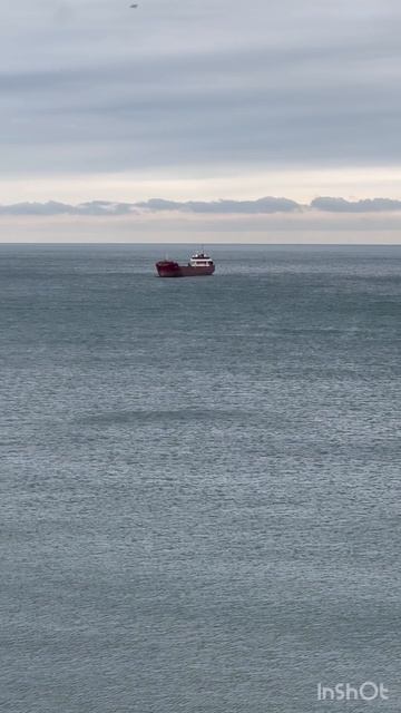 горы море