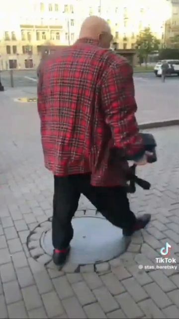 Стас Барецкий как всегда)))