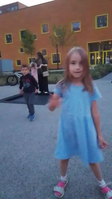 1000004078.mp4