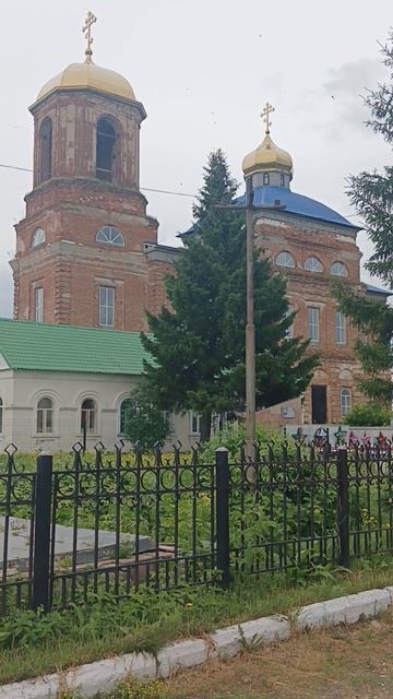церковь Покрова Пресвятой Богородицы, село Покровское Артёмовский городской округ.