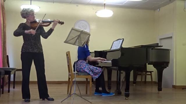 Чайковский "Ната-вальс". Исполняет  Чунихина Алла Борисовна , концертмейстер Ипполитова Лиза