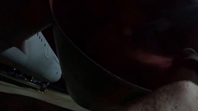 Пропалестинские активисты вывели из строя два самолёта-заправщика на крупнейшей авиабазе…🔽🔽🔽