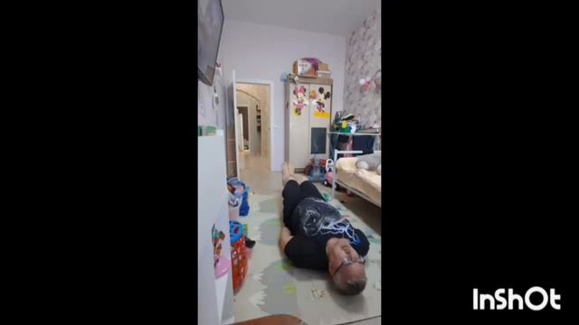 подъем ног в положении лежа