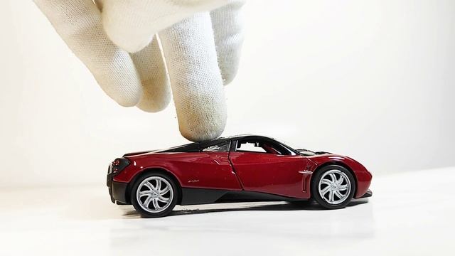 Масштабная модель автомобиля Pagani Huayra в масштабе 1:39))из моей коллекции))