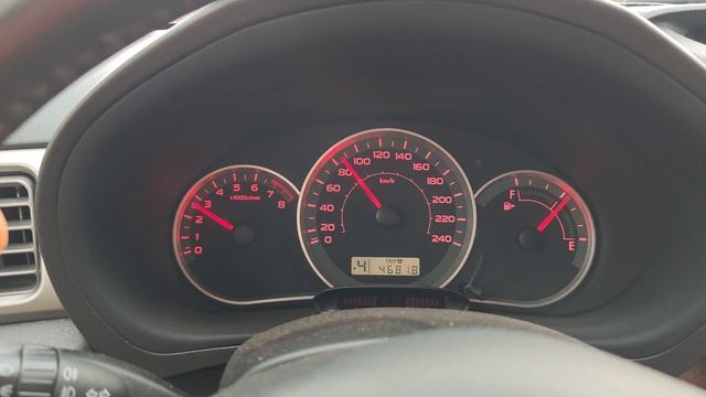 Subaru impreza, разгон с 2000 об/мин на 4й передаче.mp4