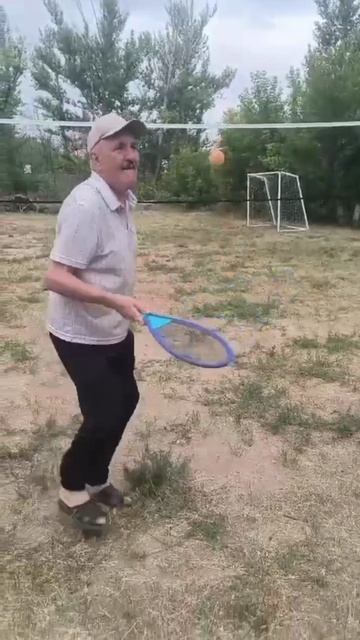 YouCut_20250614_200943699 отдых деда